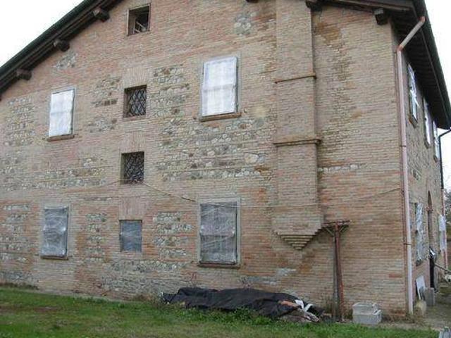 Villa in vendita a Bibbiano RE