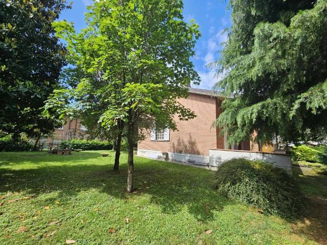 Villa in vendita a Bibbiano RE