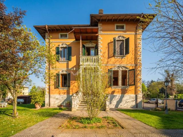 Villa in vendita a Bibbiano RE
