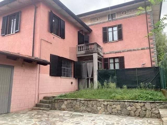 Villa in vendita a Biella BI