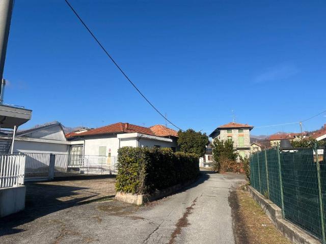 Villa in vendita a Biella BI
