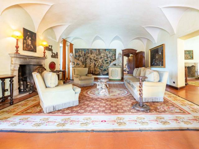 Villa in vendita a Biella, Chiavazza/Vaglio 1800m² Biella