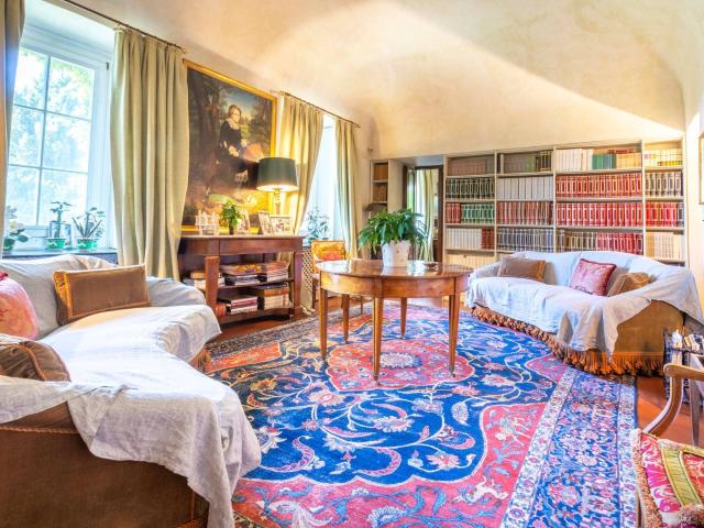Villa in vendita a Biella, Chiavazza/Vaglio 1800m² Biella