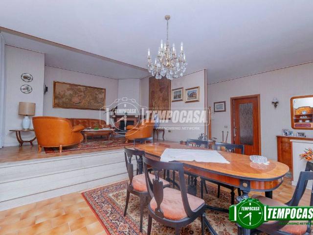 Villa in vendita a Binasco MI