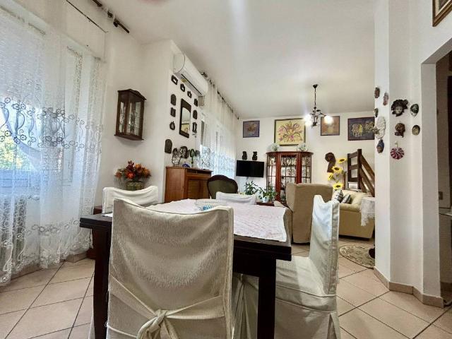 Villa in vendita a Binasco MI