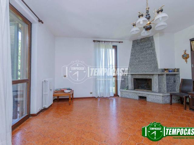 Villa in vendita a Binasco MI
