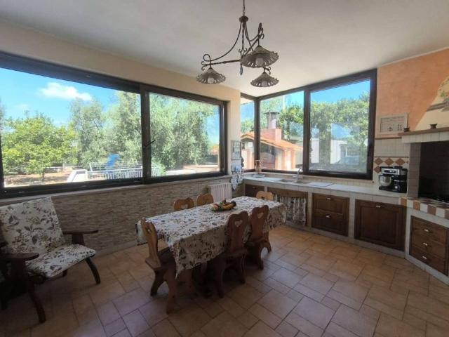 Villa in vendita a Bisceglie BT