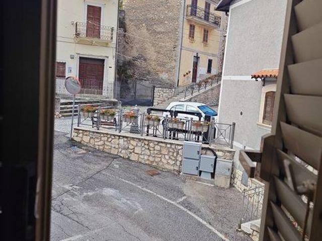 Villa in vendita a Bisegna AQ