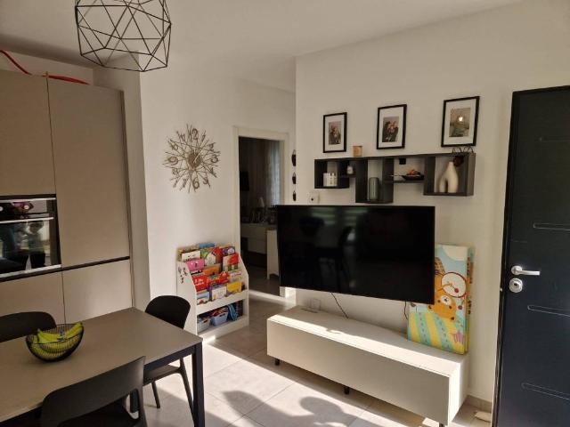 Villa in vendita a Bisuschio VA