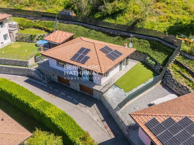 Villa in vendita a Blessagno CO