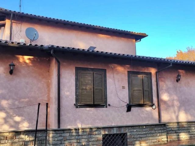 Villa in vendita a Blera VT
