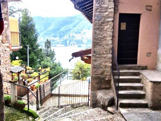 Villa in vendita a Blevio CO
