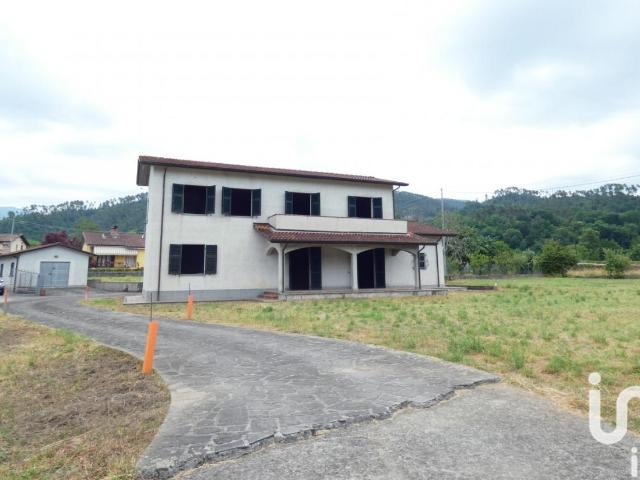 Villa in vendita a Brugnato