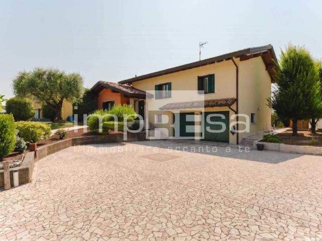 Villa in vendita a Brugnera PN