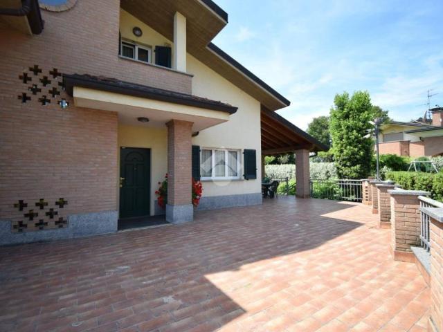 Villa in vendita a Brugherio MB