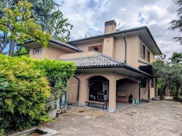 Villa in vendita a Brugherio MB