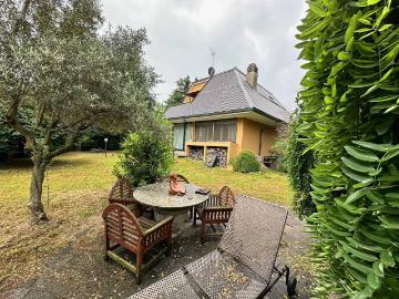 Villa in vendita a Brugherio MB