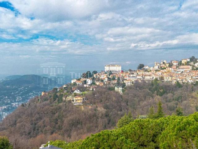 Villa in vendita a Brunate CO