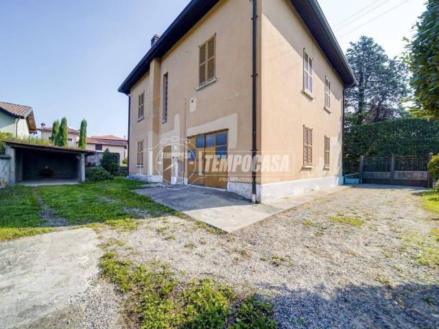 Villa in vendita a Brunello VA