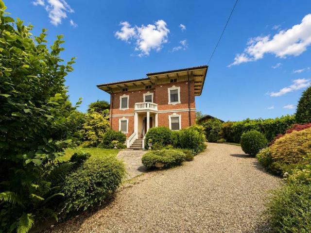 Villa in vendita a Brusnengo BI