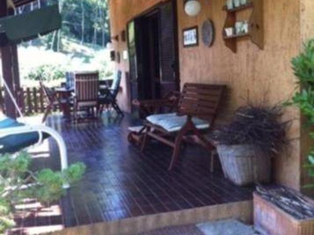 Villa in vendita a Brusimpiano VA