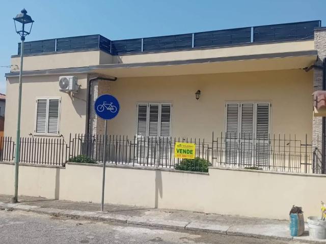 Villa in vendita a Bruzzano Zeffirio RC