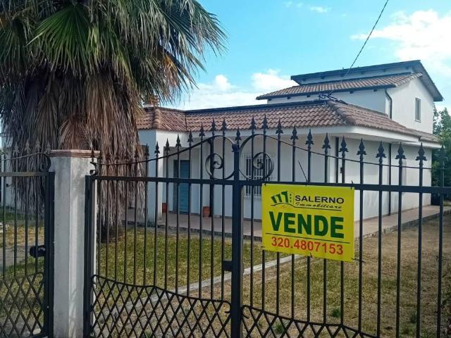 Villa in vendita a Bruzzano Zeffirio RC
