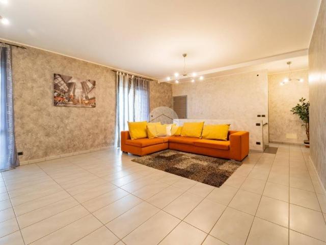 Villa in vendita a Bra CN