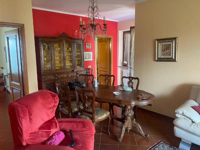 Villa in vendita a Bra CN