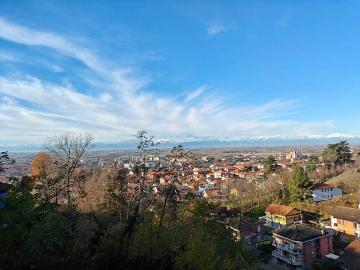 Villa in vendita a Bra CN