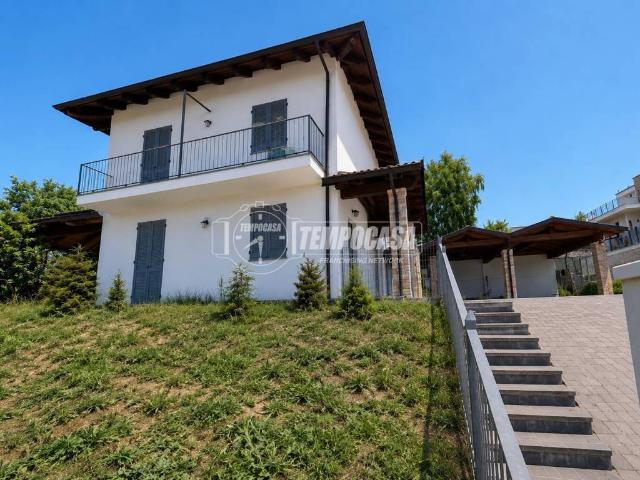 Villa in vendita a Bra CN