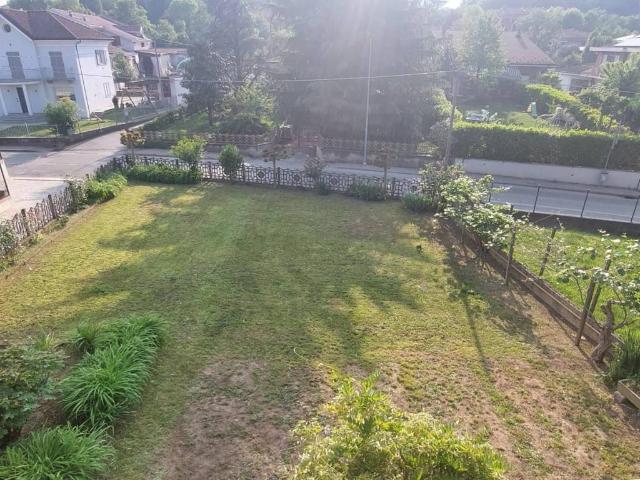 Villa in vendita a Bra CN