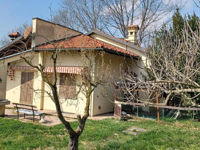 Villa in vendita a Bra CN