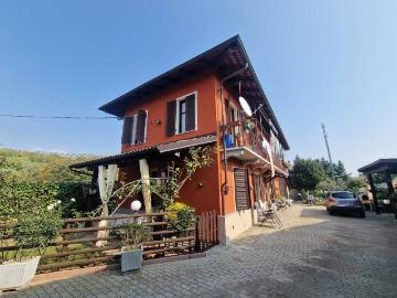 Villa in vendita a Bra CN