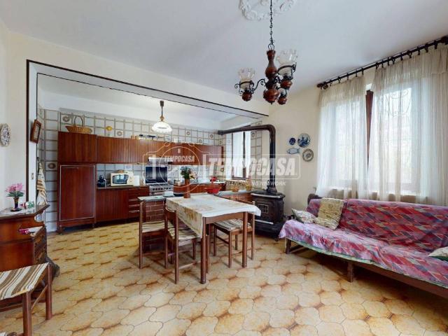 Villa in vendita a Bra CN