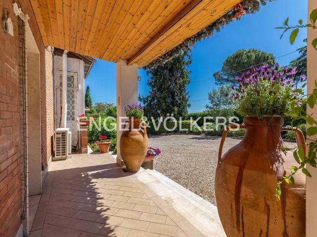 Villa in vendita a Bracciano RM