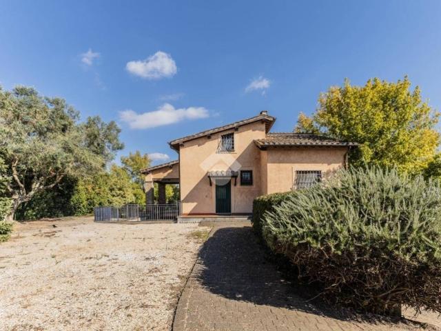 Villa in vendita a Bracciano RM