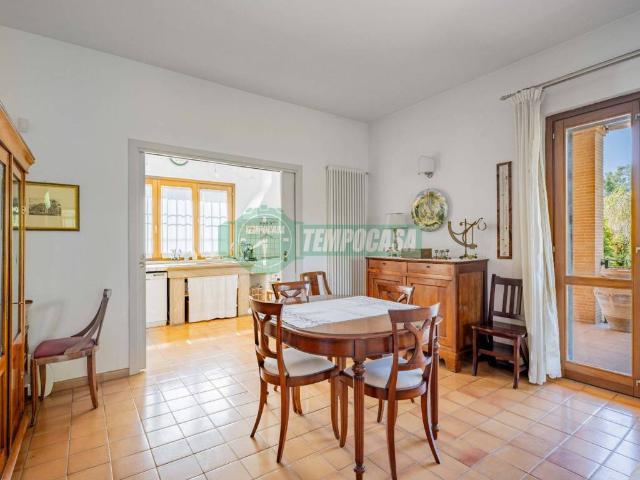 Villa in vendita a Bracciano RM