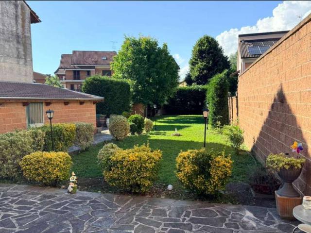 Villa in vendita a Brandizzo TO