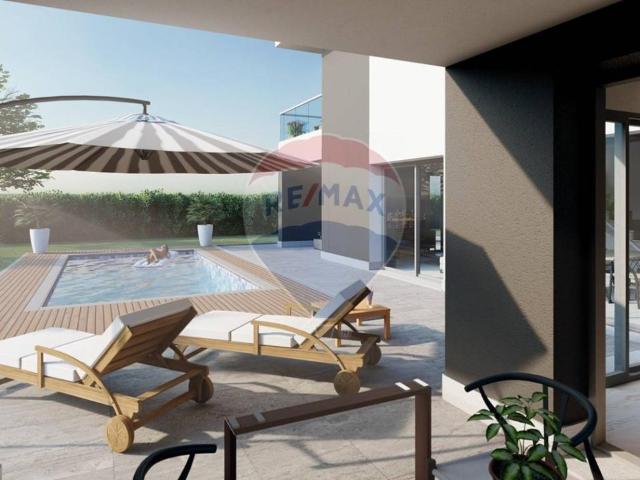 Villa in vendita a Brebbia
