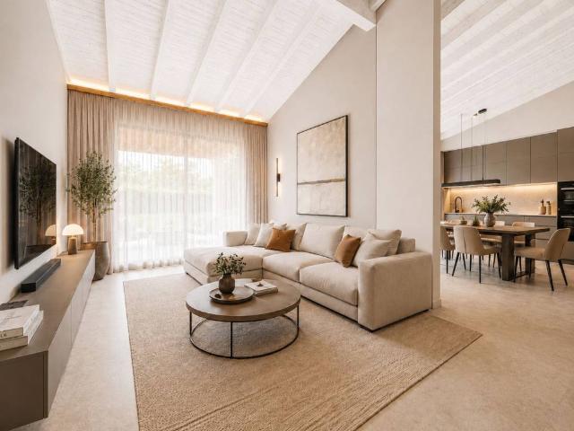 Villa in vendita a Brebbia VA