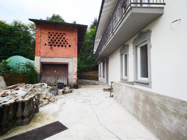 Villa in vendita a Brebbia VA