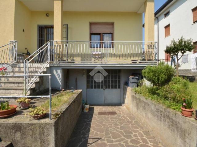 Villa in vendita a Brembate BG