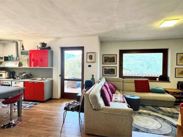 Casa indipendente in vendita a Breno BS
