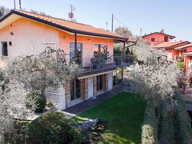 Villa in vendita a Brenzone sul Garda VR
