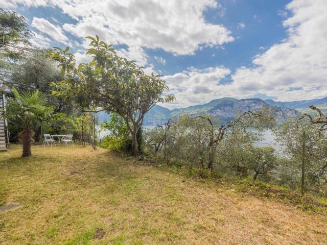 Villa in vendita a Brenzone sul Garda VR
