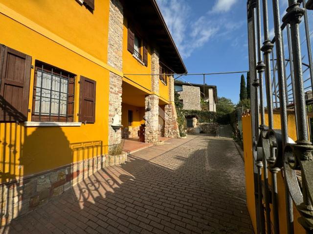 Villa in vendita a Brescia