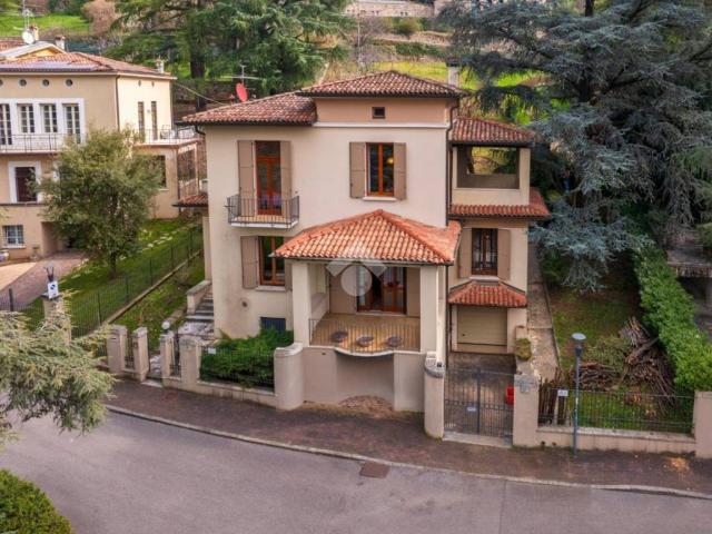 Villa in vendita a Brescia BS