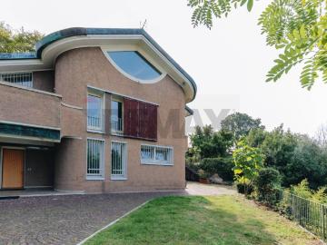 Villa in vendita a Brescia BS