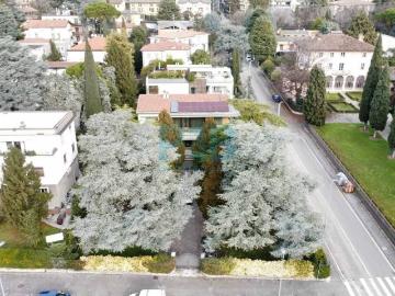 Villa in vendita a Brescia BS